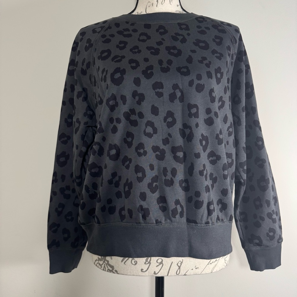 Old Navy Grey Leopard Print Crew Neck Sweatshirt